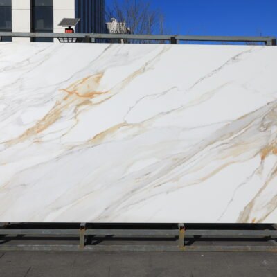 Klitkin Keramiek Bij Natuursteen Slab